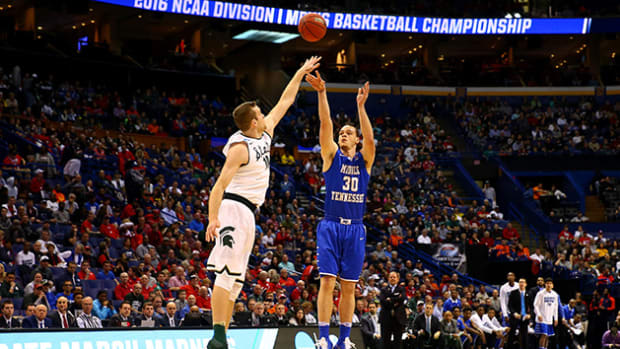 middle-tenneesee-beats-michigan-state.jpg